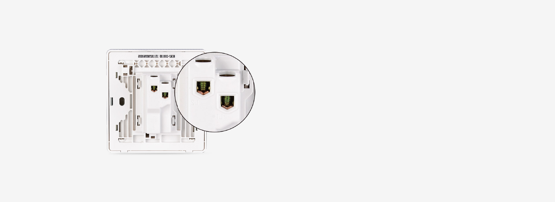 大孔径 接线牢固
 接线容量大，接线牢固...