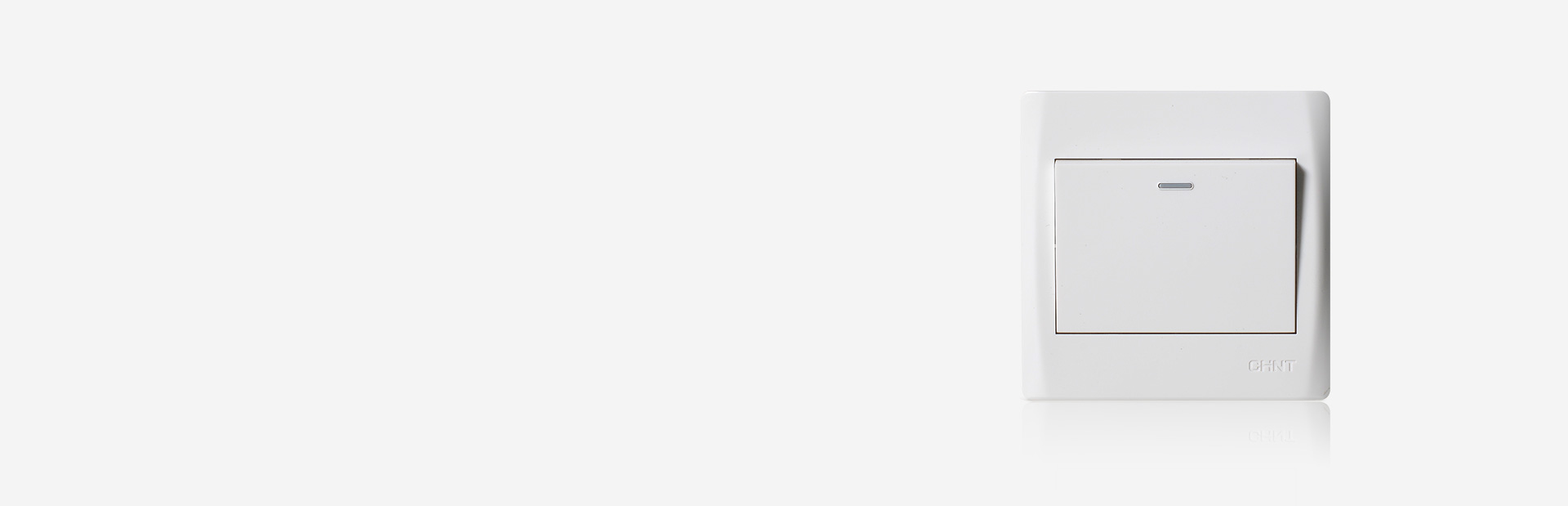 NEW7V系列开关插座
 幸福生活，温暖...