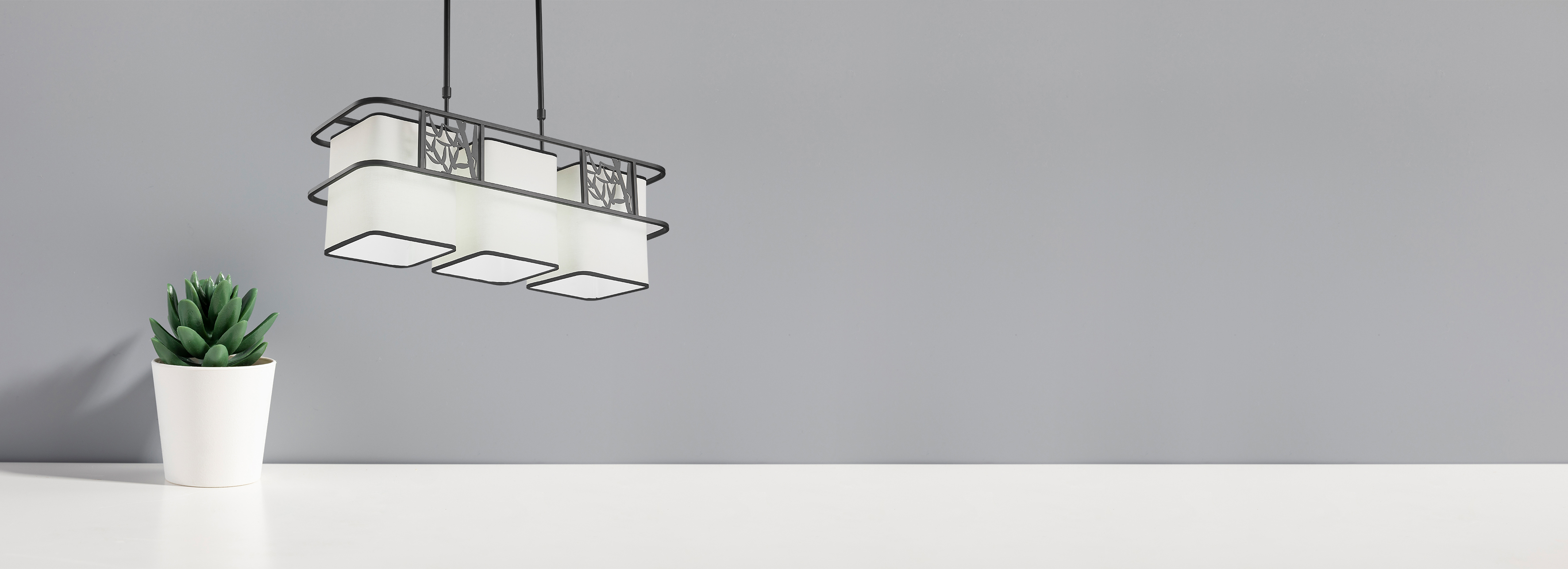 艺术格调设计，简约大气
 正泰吸顶灯XD...