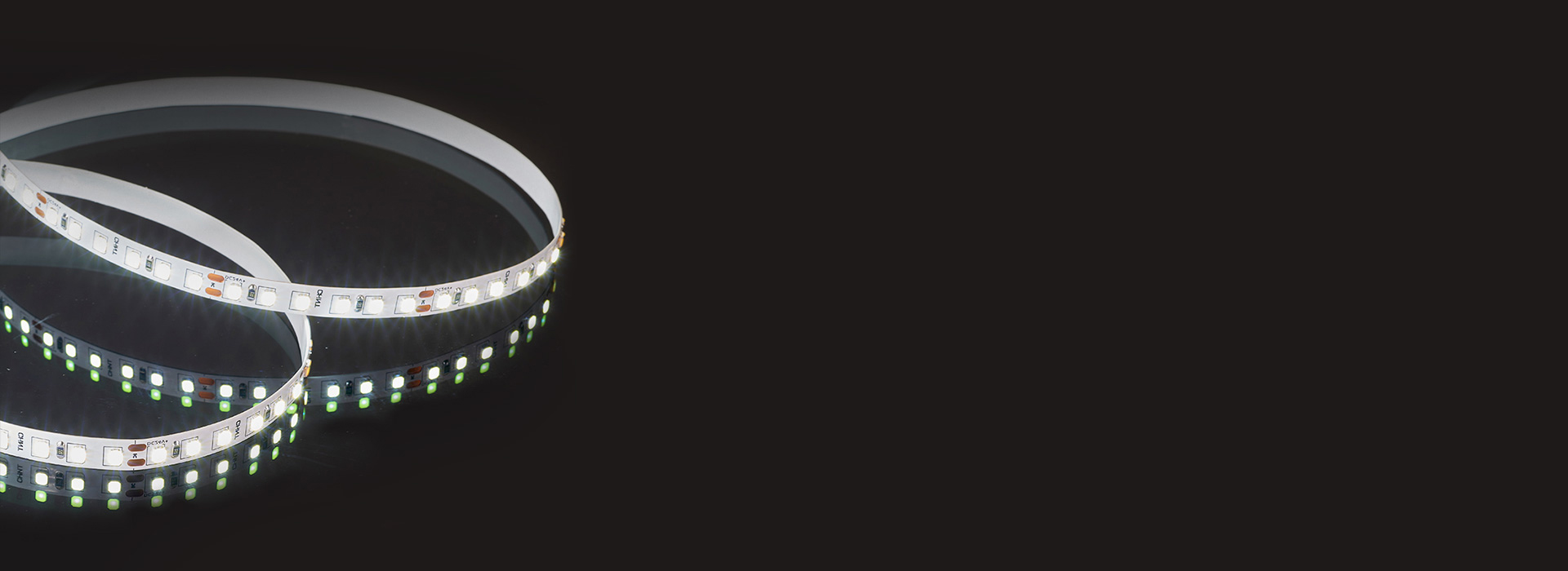 900lm/m高光效，绿色节能
 120...